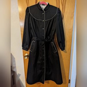 Uzzi Black with White Detailing Trench Coat Size 12